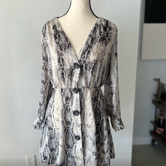 Zara Snake Print Button Up Dress Size M - Picture 2 of 8